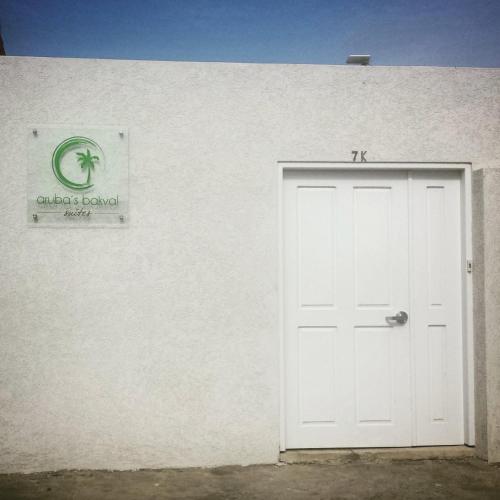 Aruba´s Bakval Suites