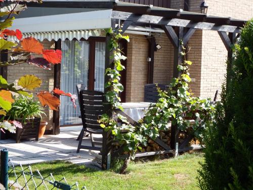 外部景觀, nette Ferienwohnung mit eigenem Eingang und Sonnenterrasse in 伊德施泰因