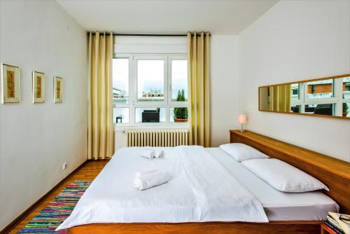 Arena Penthouse Apartments - image 6