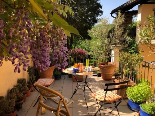 Chez Marianne "chambres d'hôtes" in Astano, Schweiz