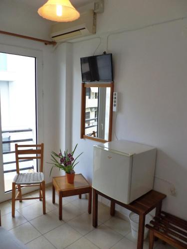 Poseidon Hotel - image 3