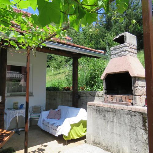  Apartment Metlača in Perušić