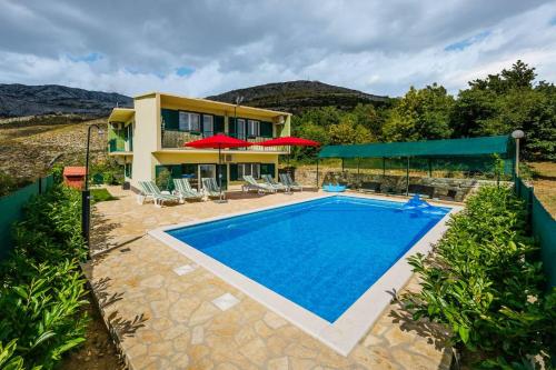 Holiday Home Cherry Tree - Žrnovnica