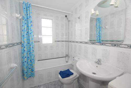 Bilik Mandi, Calma Suites La Garita in Arrieta