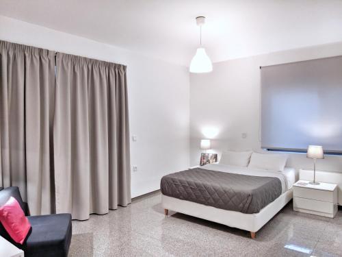 Budget Semi Basement by Verde Apartments, Athens (photo 7)