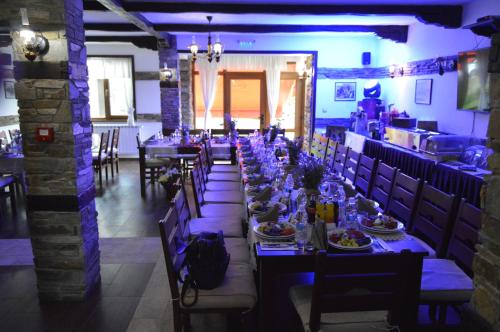 Restaurant, Northstar Ski Apartment in Mountain Lake Hotel in Smolyan
