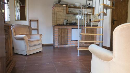 2 bedrooms, 3 beds