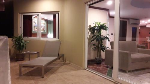 Photo 1 Pacific Club Resort