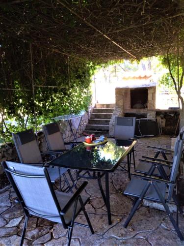  Apartment Kamilija in Maslinica