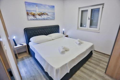 Family friendly house with a swimming pool Split - 15909, Split (Foto 7)