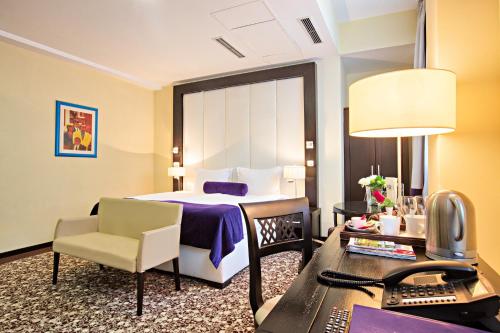 Hotel Central Sarajevo - image 3