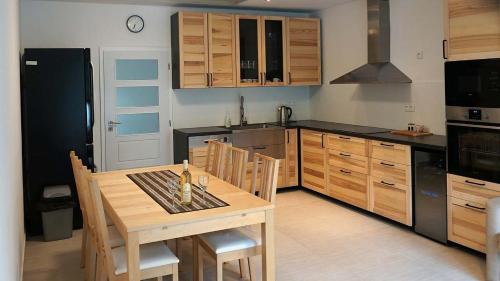 Konyha, Apartmány U Zámečku (Apartmany U Zamecku) in Hlohovec