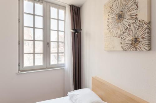 Residhotel Vieux Port - image 5