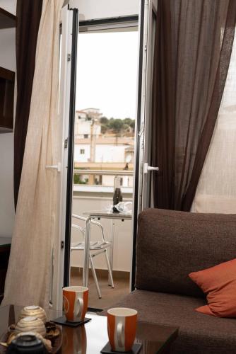 Stefanos Family Apartments - image 2