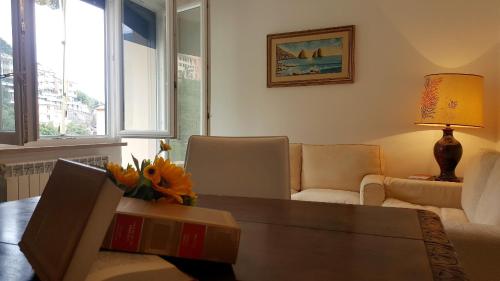 Casa Barbara by Holiday World - Apartment - Bogliasco