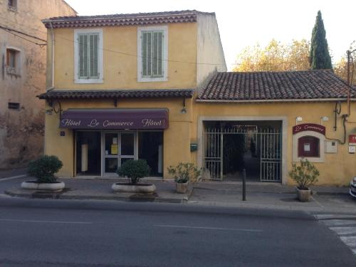 Hôtel Restaurant Le Commerce Hotel de charme Saint-Zacharie
