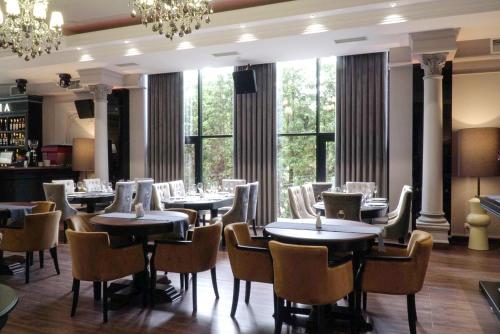 Restaurant, ASTORIA Boutique Hotel in Balti