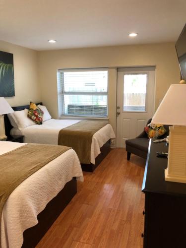 Harborside Motel & Marina – Key West, FL