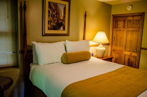 Asheville Cabins of Willow Winds in Asheville, USA