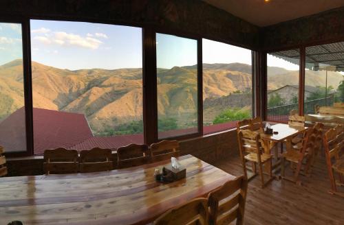 COMMUNE hotel in Garni