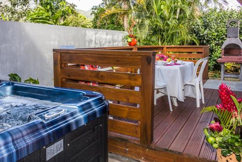 Balcony/terrace, Habitation Cantamerle in Capesterre-Belle-Eau