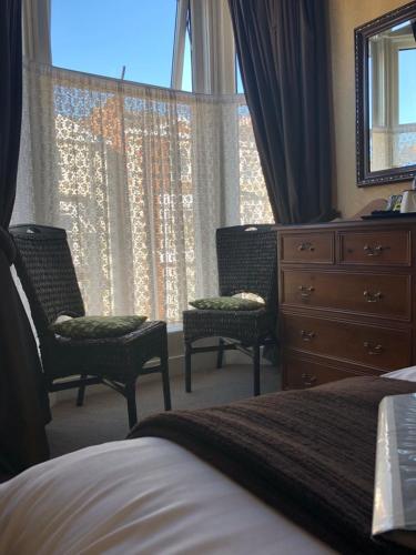 Adelphi Guest House - main image