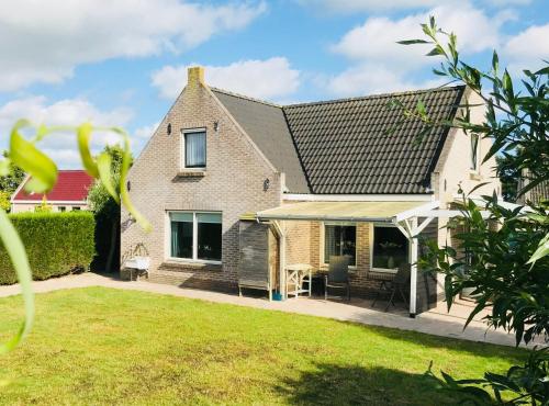  Stinswoning " Waadhoeke " in Tzummarum