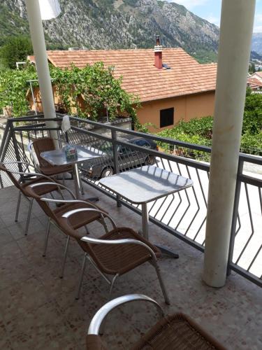 شرفة/ تراس, Guest House Sandra in سكالجاري