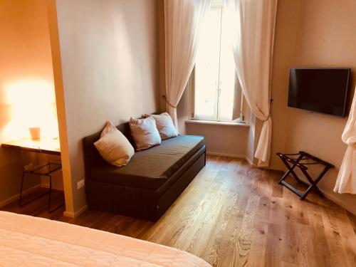Giselda Home - image 12