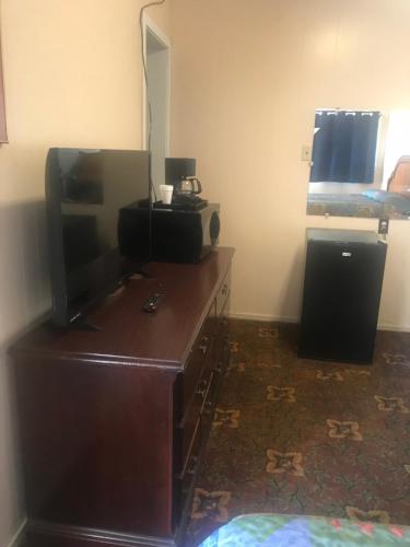 Lone Pine Motel