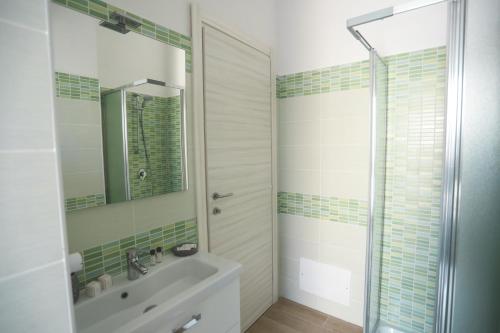 Comfort Triple Room image 10