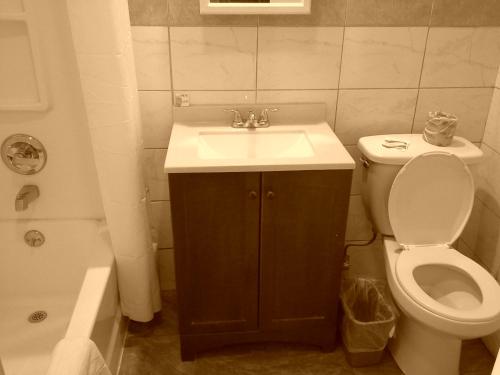 Economy Inn Tonawanda - image 6