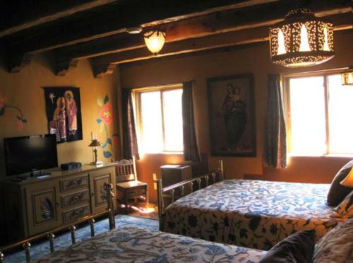 La Dona Luz Inn an Historic B&B