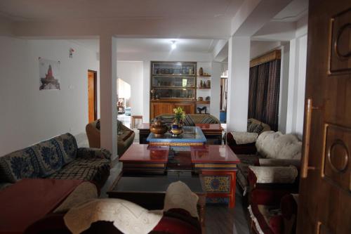 Vamoose Sherpa Homestay