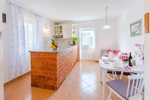 Studio Vijađ, Sutivan (fotografie 3)