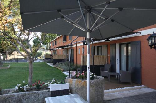 Hotel Van Gogh - image 10