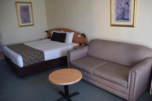 Best Western Coachman's Inn Motel in Bathurst