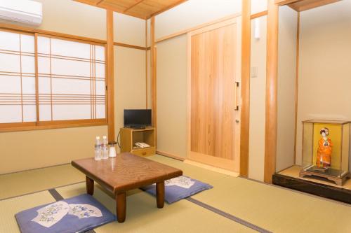 Japanese-Style Twin Room