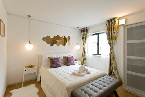 Host Wise - Amazing Comfy Flat with Balcony, Matosinhos (photo 2)