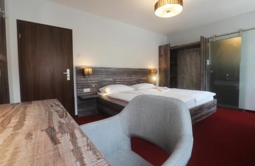 stadthotel miya 4