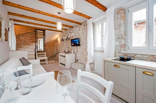 ห้องครัว, Apartment and Studio CA’ 3 VIE in โรวินจ์