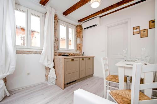 ห้องครัว, Apartment and Studio CA’ 3 VIE in โรวินจ์