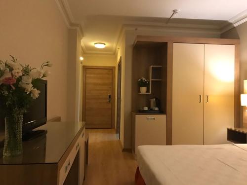 Suite Laguna Otel, Анталья (фото 7)