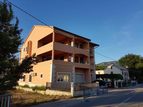  Apartment Ecclesia, Unterkunft in Klis