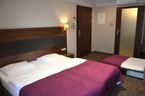 Hotel Silver - image 6
