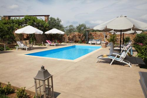  Venetis Luxury Apartments, Pension in Kambos