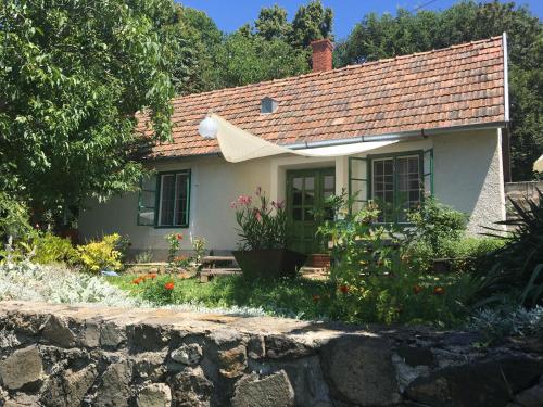  Zöldház in 8289 Tapolca