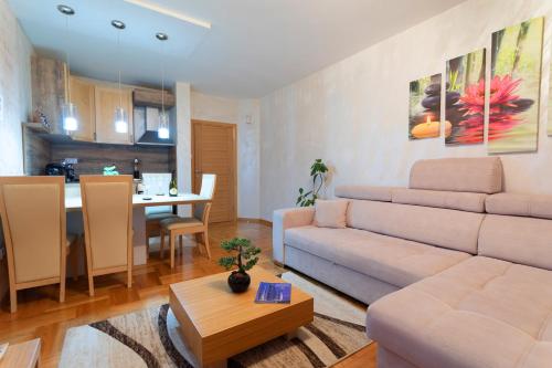 Diamond Apartments - image 5