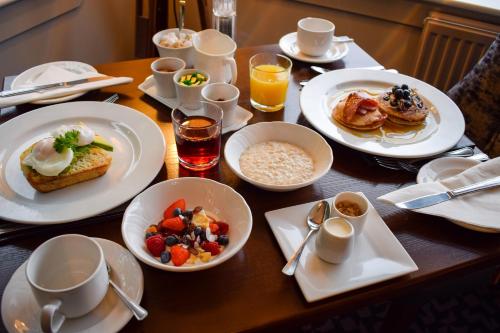 Craigmhor Lodge & Courtyard