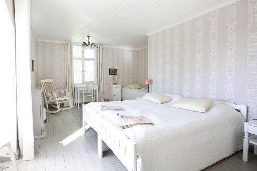 Family Room with Shared Bathroom